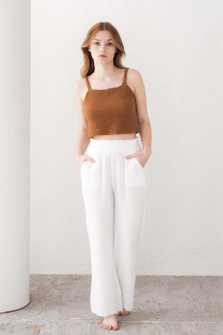 Muslin Crop with Straps and Giped Back