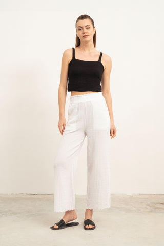 Muslin Crop with Straps and Giped Back