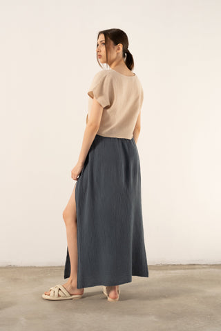 Muslin Front Turn-down Blouse