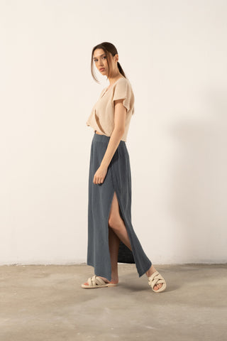 Muslin Front Turn-down Blouse