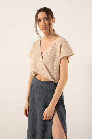 Muslin Front Turn-down Blouse - Beige / S/M - Blouse