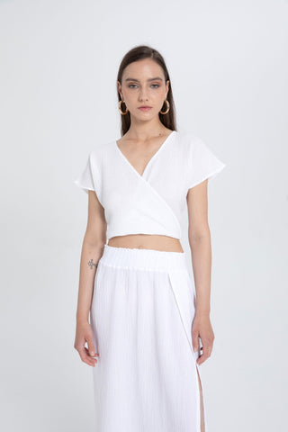 Muslin Front Turn-down Blouse