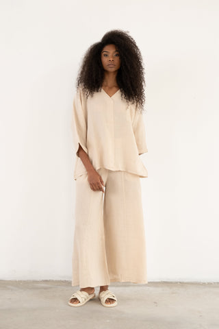 Linen V-Neck Oversize Women’s Shirt - Beige / Standard - Shirt