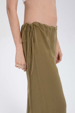 Low-Cut Strappy Trousers