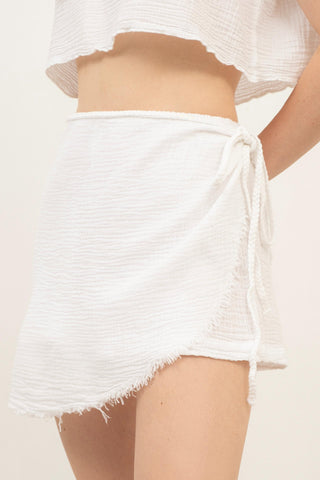 Asymmetrical Cut Muslin Short Skirt - Short