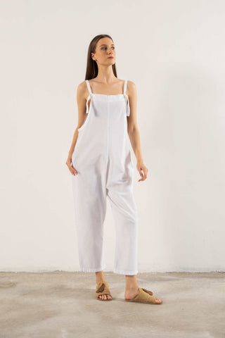 Woven Slim-Fit Sleeveless Jumpsuit - White / Standard - Jumpsuit