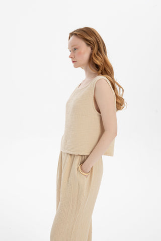 Muslin Sleeveless Women's Blouse