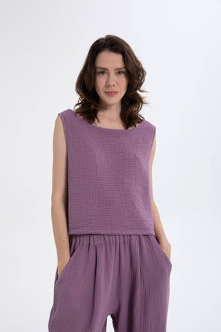 Muslin Sleeveless Women's Blouse