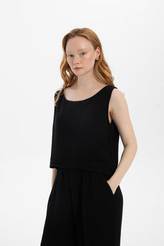 Muslin Sleeveless Women's Blouse